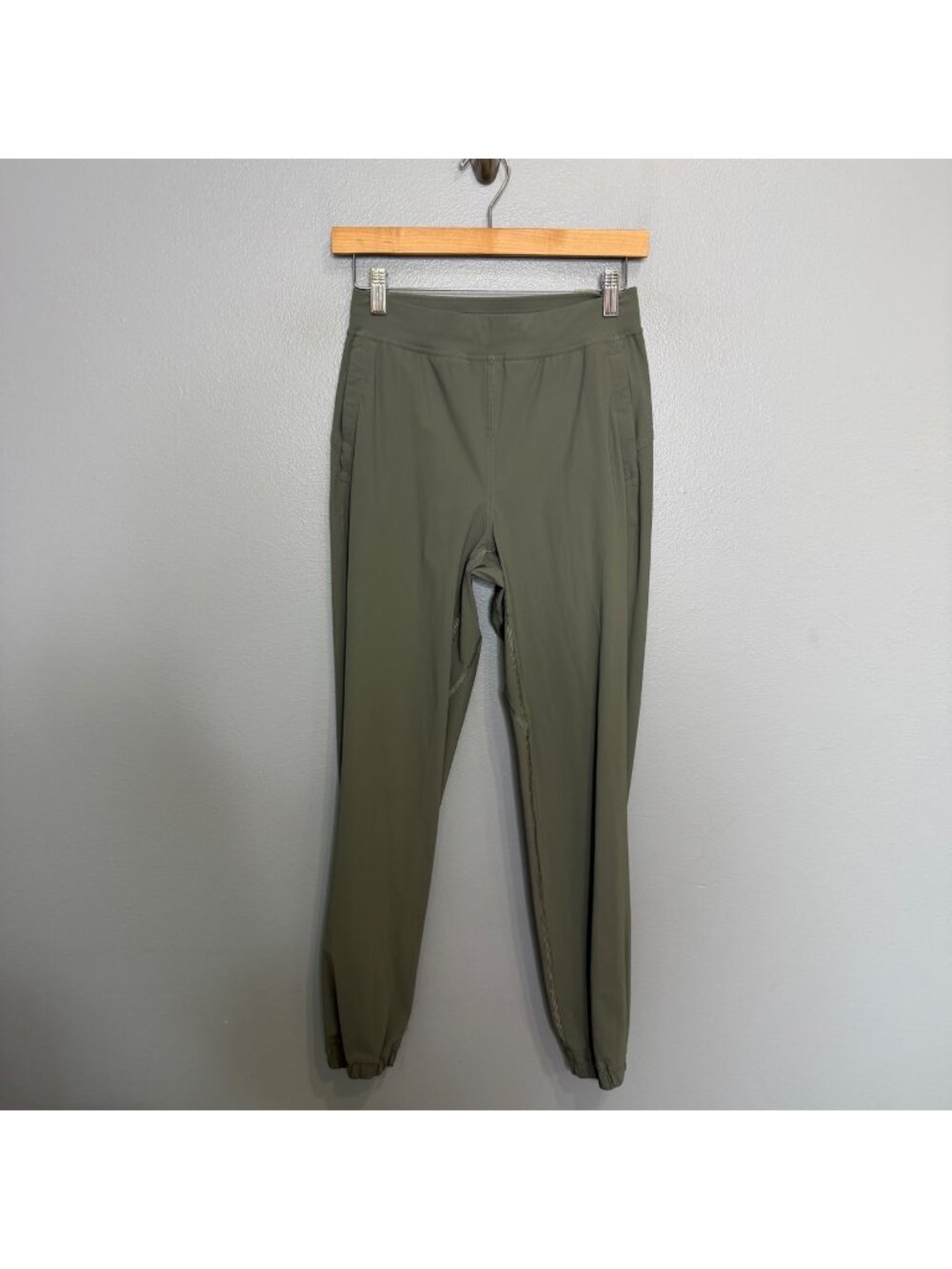 LULULEMON Adapted State High-Rise Jogger 28" in Grey Sage size 4